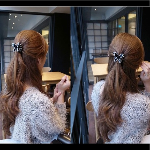 COCOIMO Accessories - 🔸2 for $15🔸 Butterfly Hair Clip Black Color